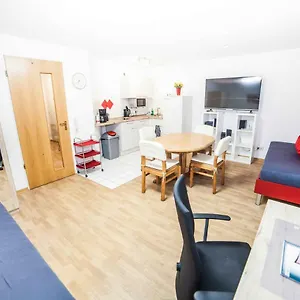 Goldene Krone Mit Tiefgarage Apartment